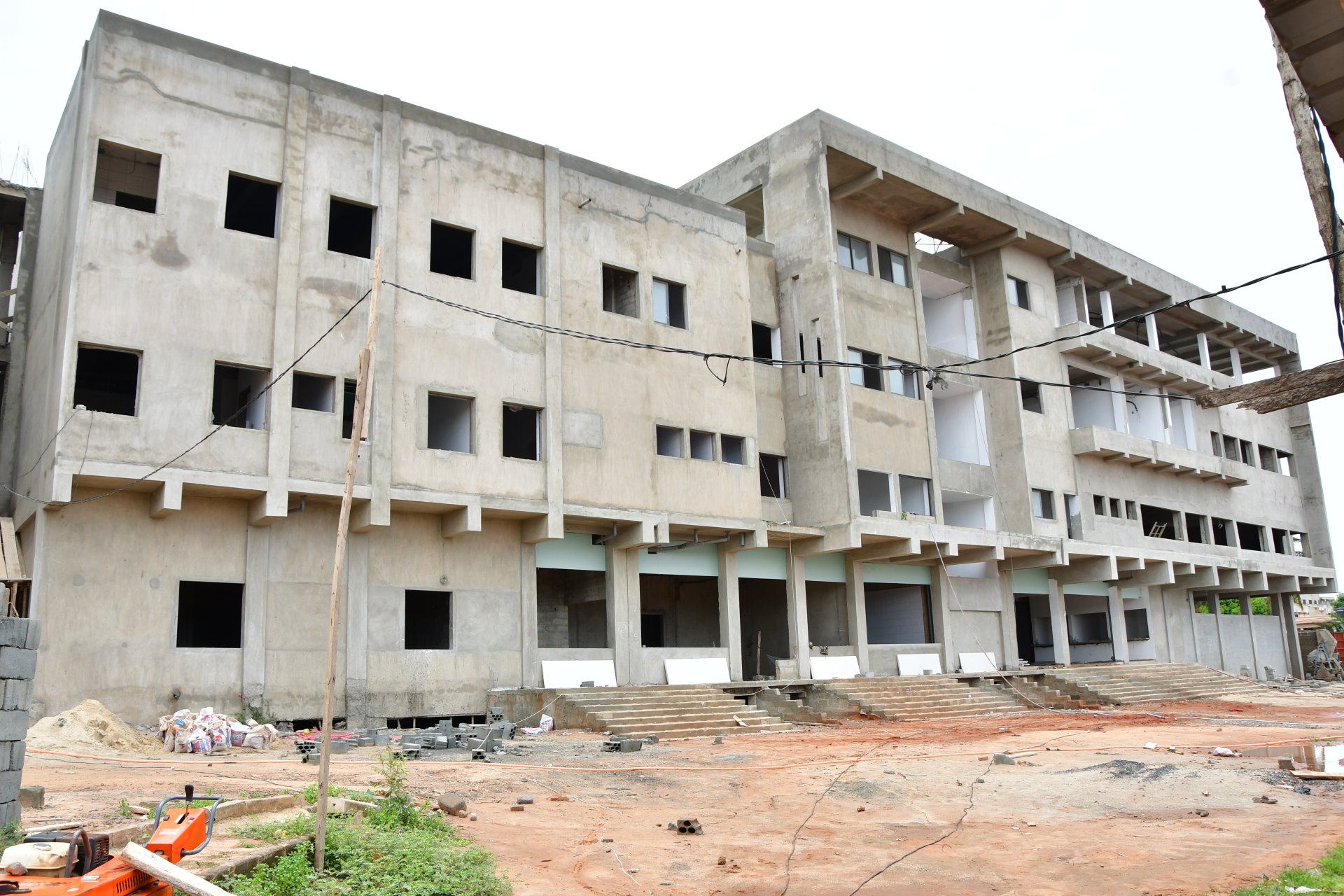 HOPITAL DE REFERENCE DES ARMEES DU TOGO